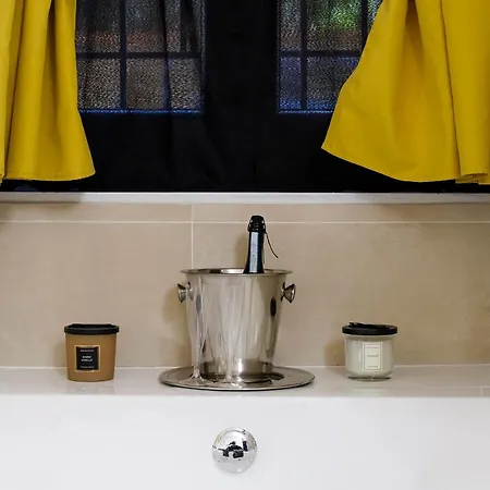 Dea Clodia Flat Appartement *